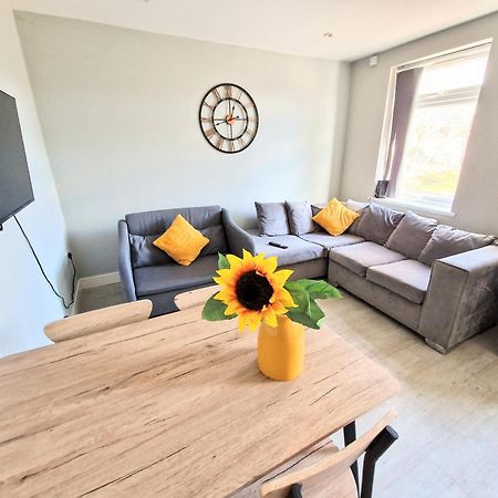 Central Reading Modern 3Br Flat - Walk To Station And High Street المظهر الخارجي الصورة